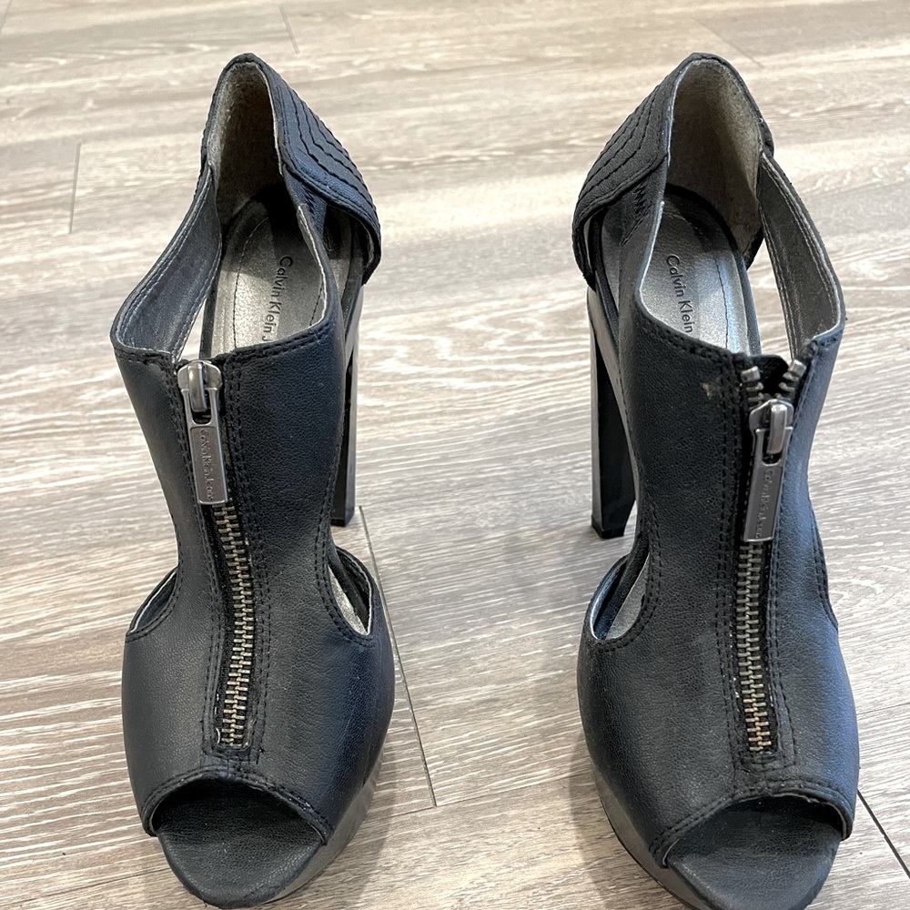 Calvin Klein heels!